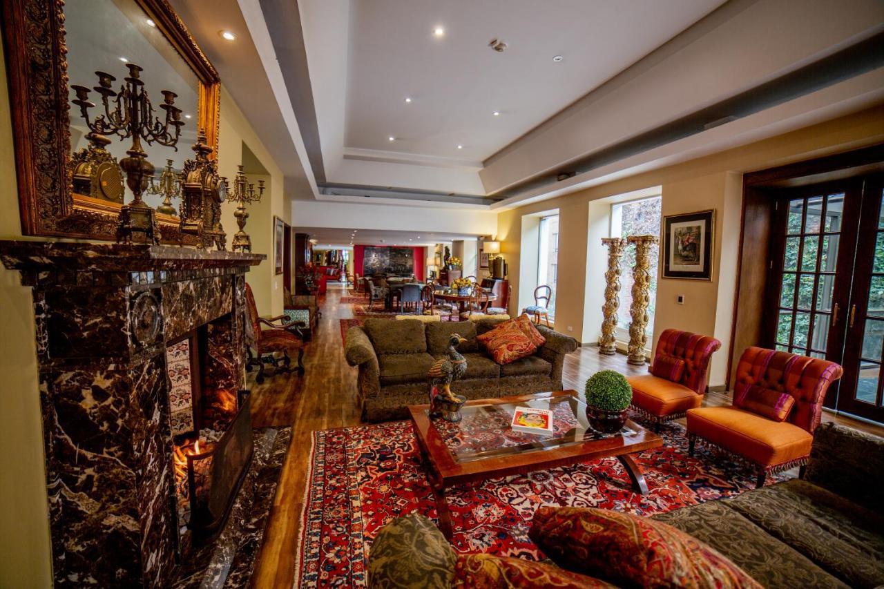Hotel Porton Bogota Bagian luar foto