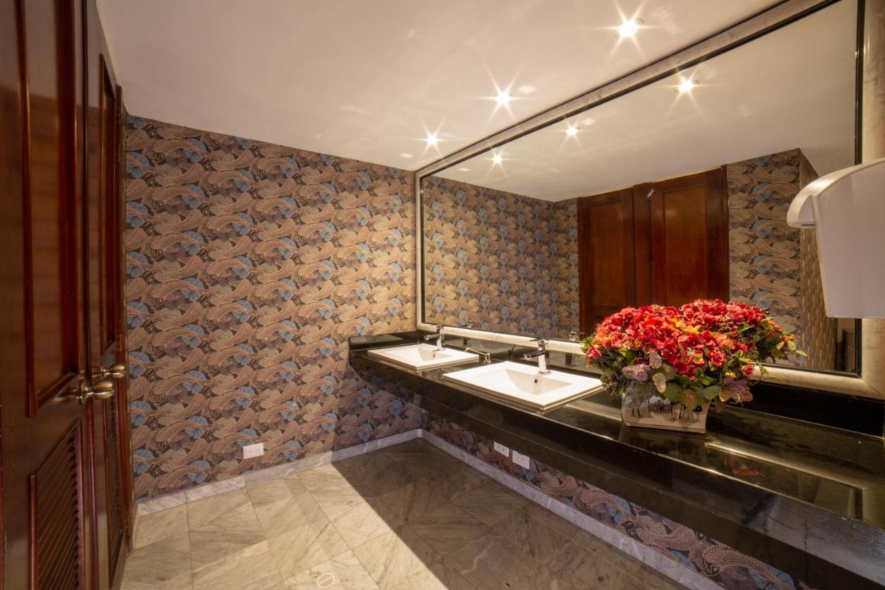 Hotel Porton Bogota Bagian luar foto